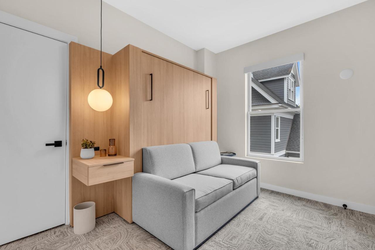 The St Laurent Guest Rooms أسبوري بارك المظهر الخارجي الصورة